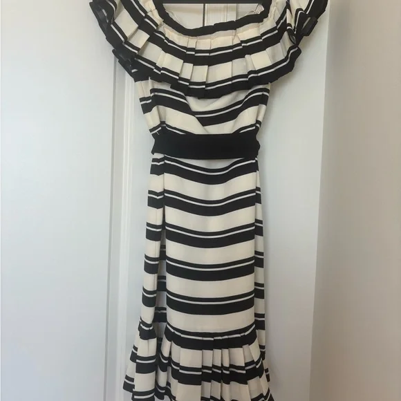 Halston Heritage Black and White Striped off shoulder  Dress - Picture 6 of 11